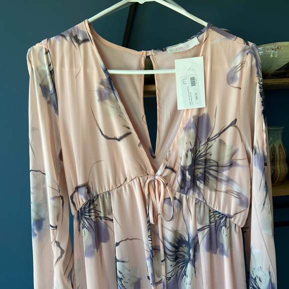 NWT Peach Love Mini Dress- Size M - Picture 2 of 7